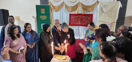 অনামিকা কালচারাল গ্রুপের আয়োজনে ম্যানচেস্টারে দক্ষিণ এশীয় সামার ফেস্ট অনুষ্টিত অনামিকা কালচারাল গ্রুপের আয়োজনে ম্যানচেস্টারে দক্ষিণ এশীয় সামার ফেস্ট অনুষ্টিত