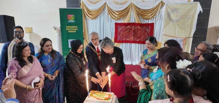 অনামিকা কালচারাল গ্রুপের আয়োজনে ম্যানচেস্টারে দক্ষিণ এশীয় সামার ফেস্ট অনুষ্টিত